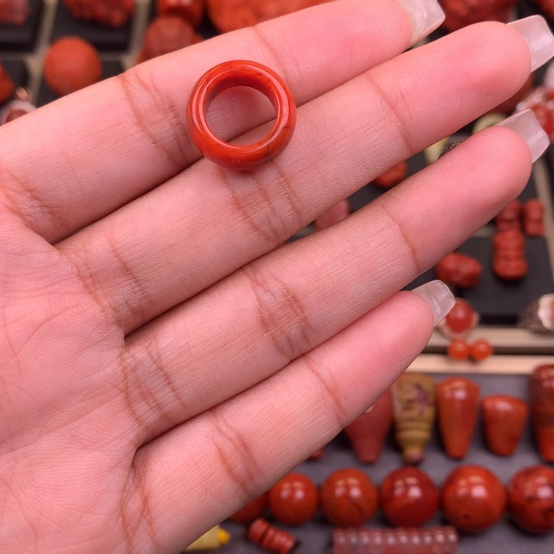 南红玛瑙未镶嵌跑环内径10+