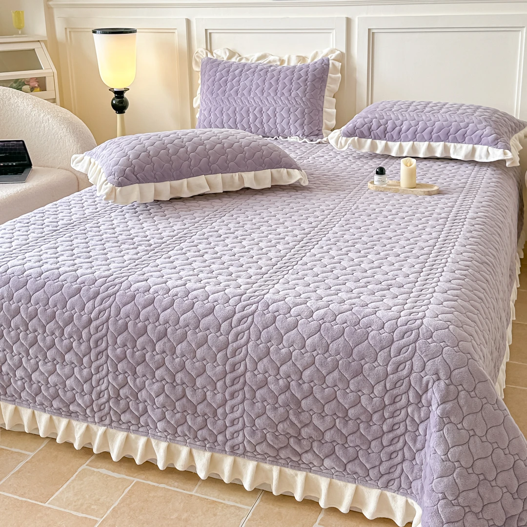 梦幻紫牛奶绒床盖三件套