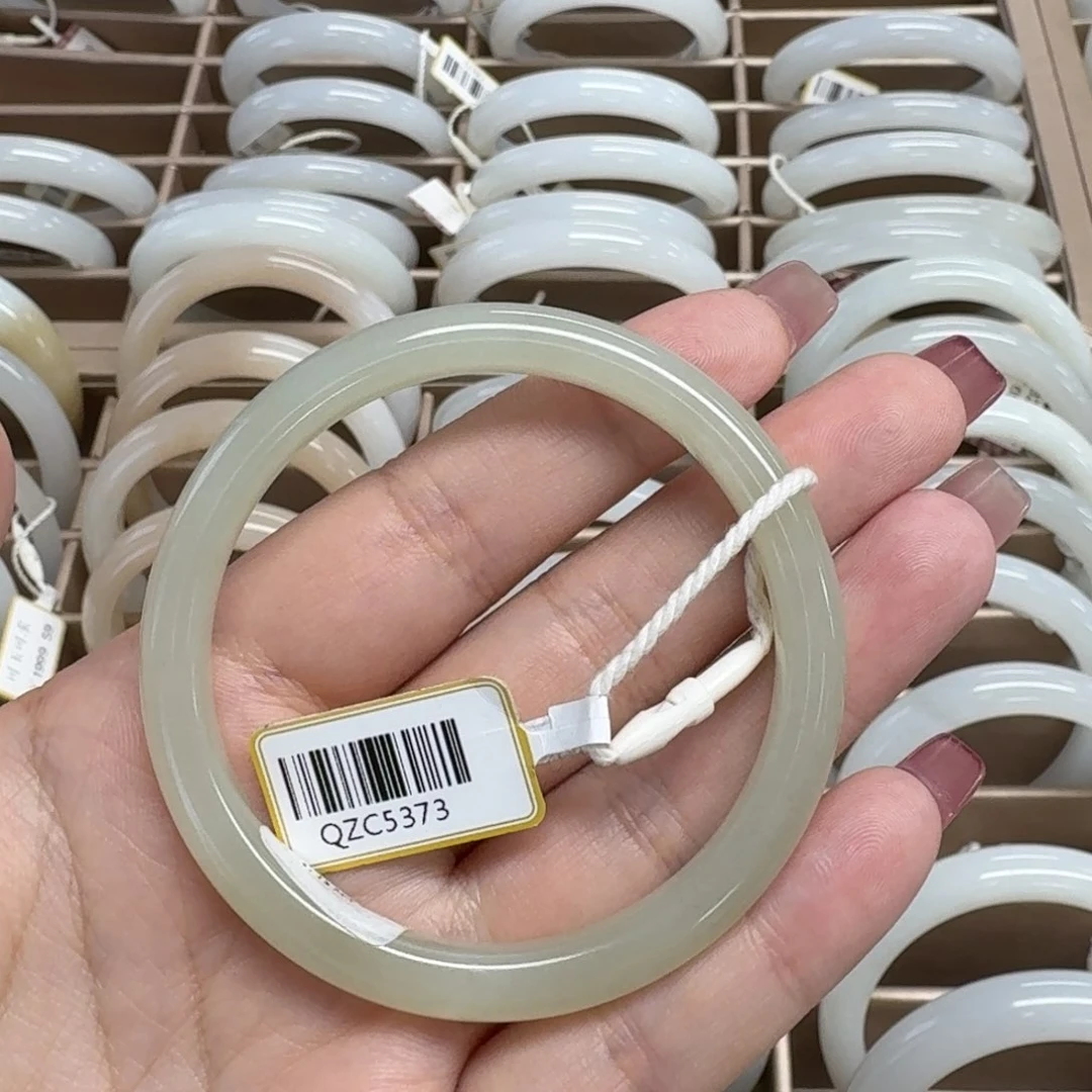 和田玉手镯未镶嵌棠**雪