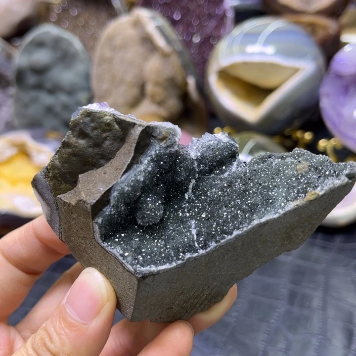 未镶嵌发饰水晶紫绿奇石块