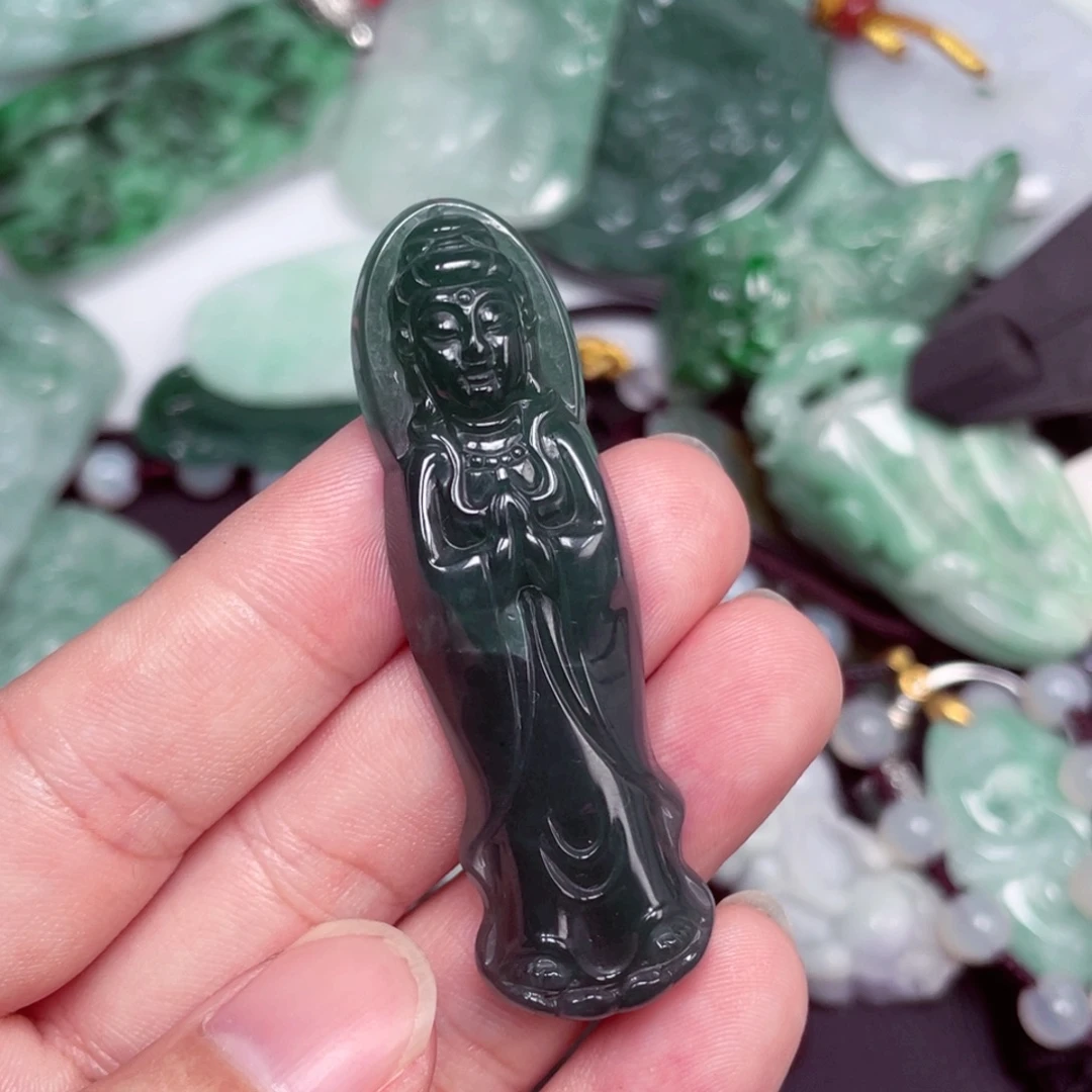 翡翠未镶嵌颈饰1111111