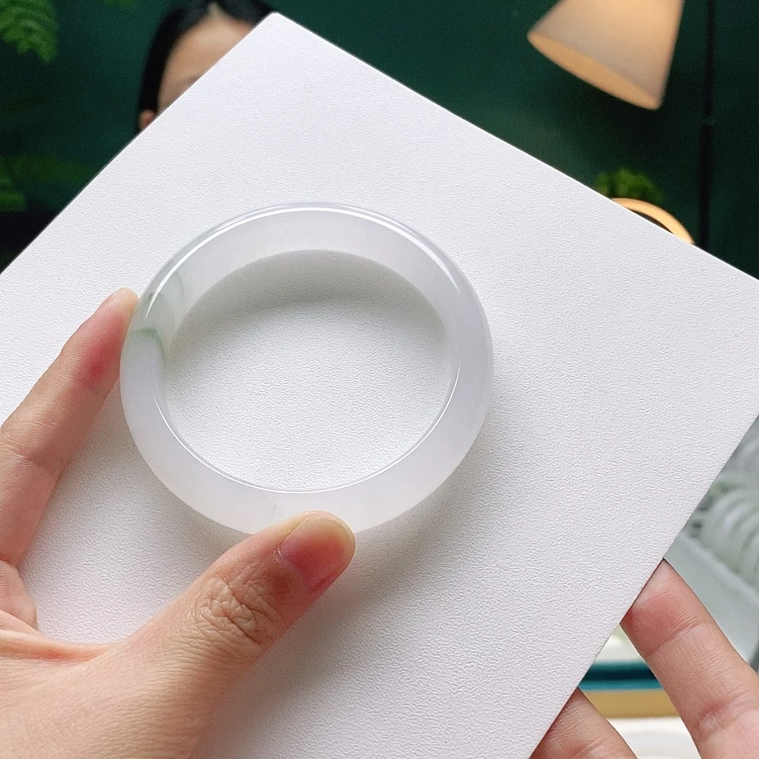 石英质玉手镯未镶嵌58.3