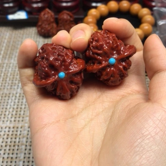 文玩核桃把件野狼