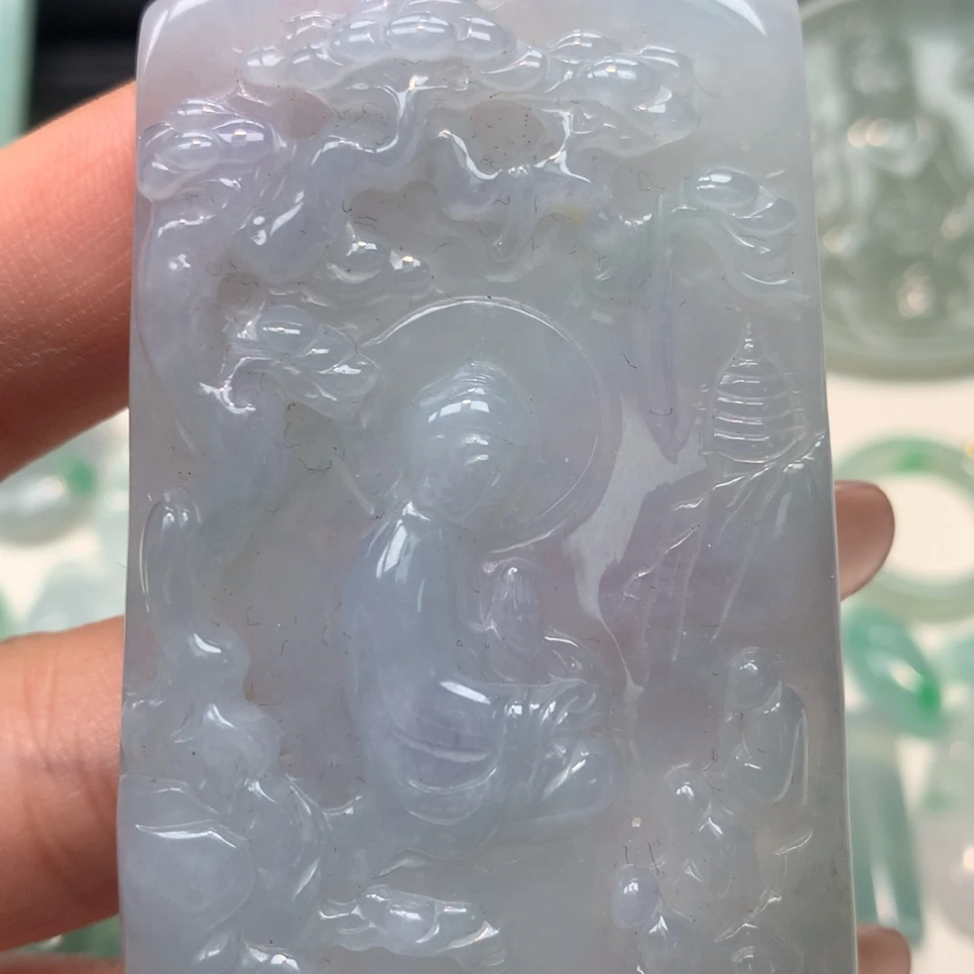 翡翠未镶嵌颈饰玉牌