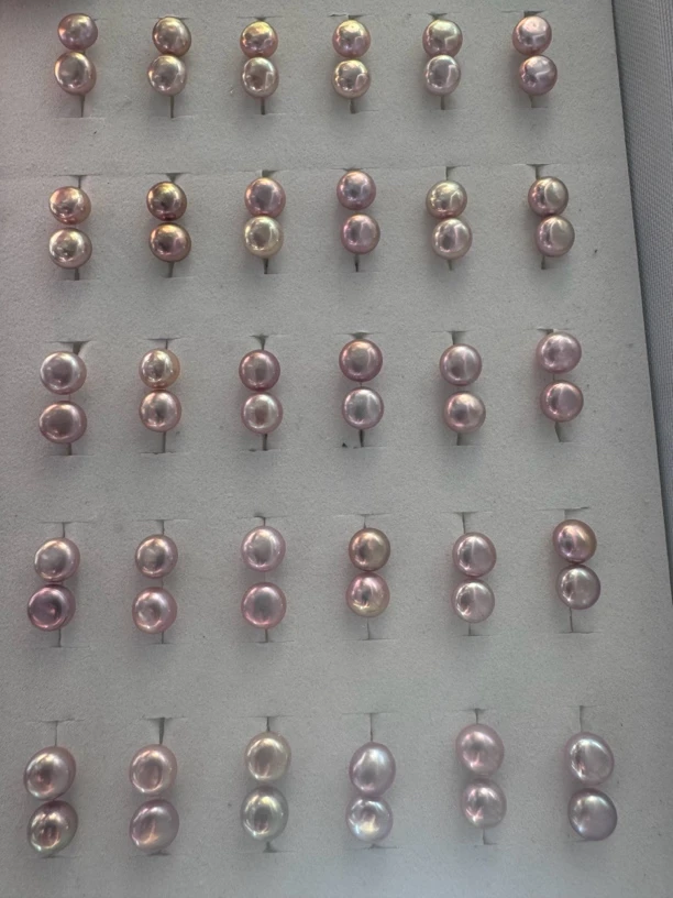 S925银淡水珍珠耳钉点位强光面包珠