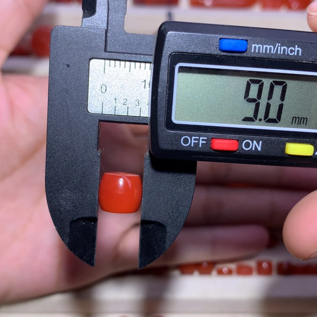 南红玛瑙未镶嵌直切9×8过渡纹