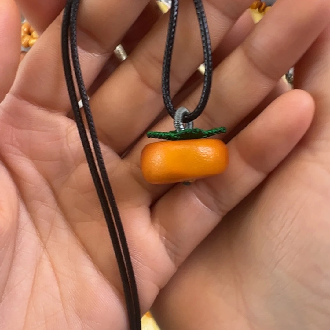 蜜蜡裸石未镶嵌蜜蜡