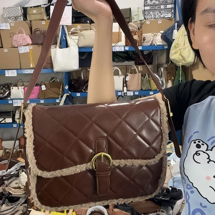 猪剖层皮革204健健康康平平安安