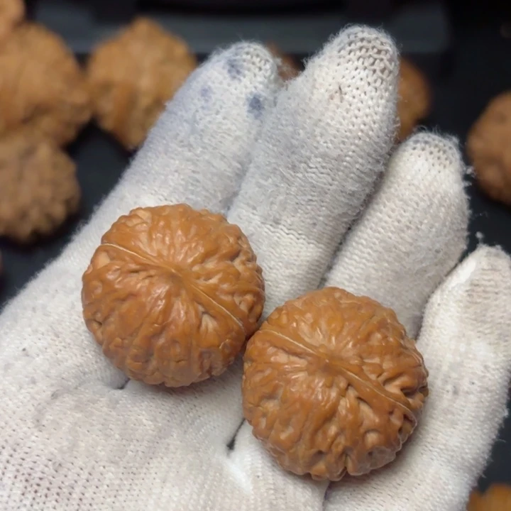 文玩核桃吊坠秦岭灯笼23