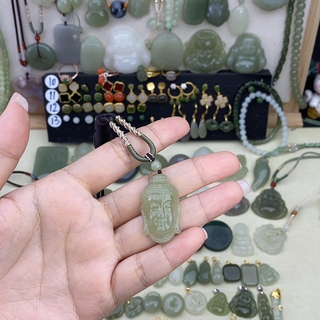 和田玉未镶嵌吊坠(不含链)
