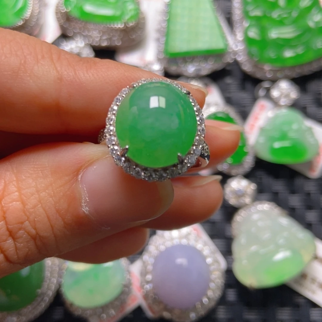 颈饰银S925镶嵌翡翠女戒