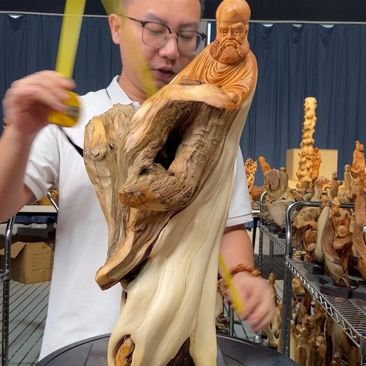 柏木（崖柏）随型摆件