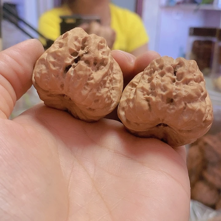 【闪购商品】文玩核桃把件39蛤蟆头油