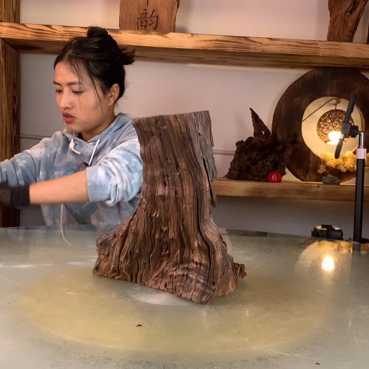 关***某天然的云南紫柚木会黄水