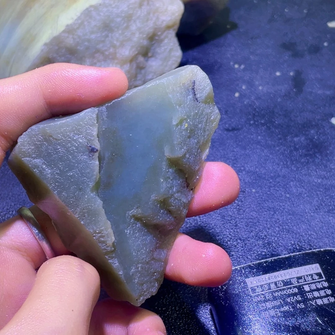 未镶嵌和田玉珠宝半成品