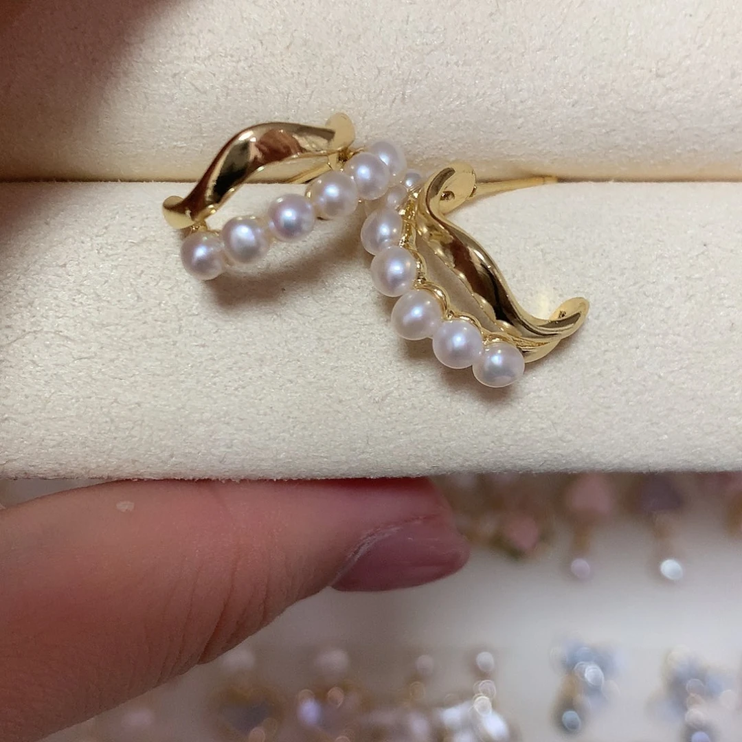 淡水珍珠耳饰合金