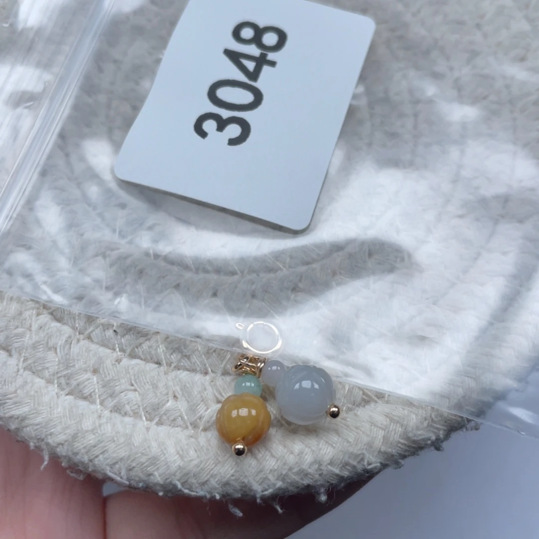 翡翠未镶嵌颈饰天然A货缅甸翡翠