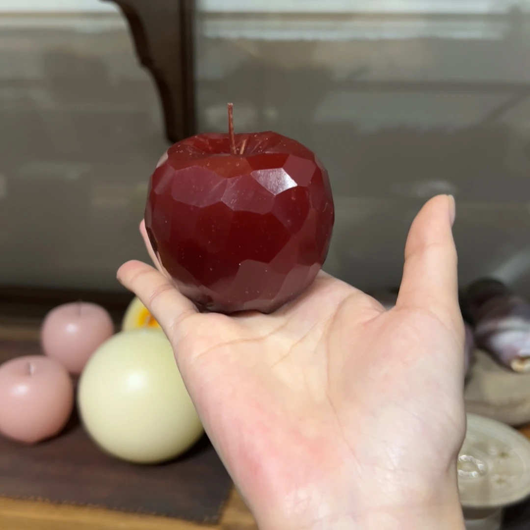 瓷片陶瓷。        陶瓷。