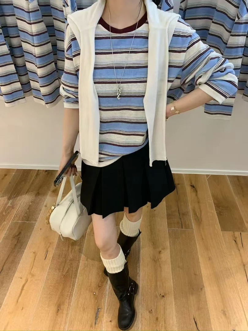 宽松型红蓝白条纹女可爱风T恤长袖秋季韩版百搭打底衫