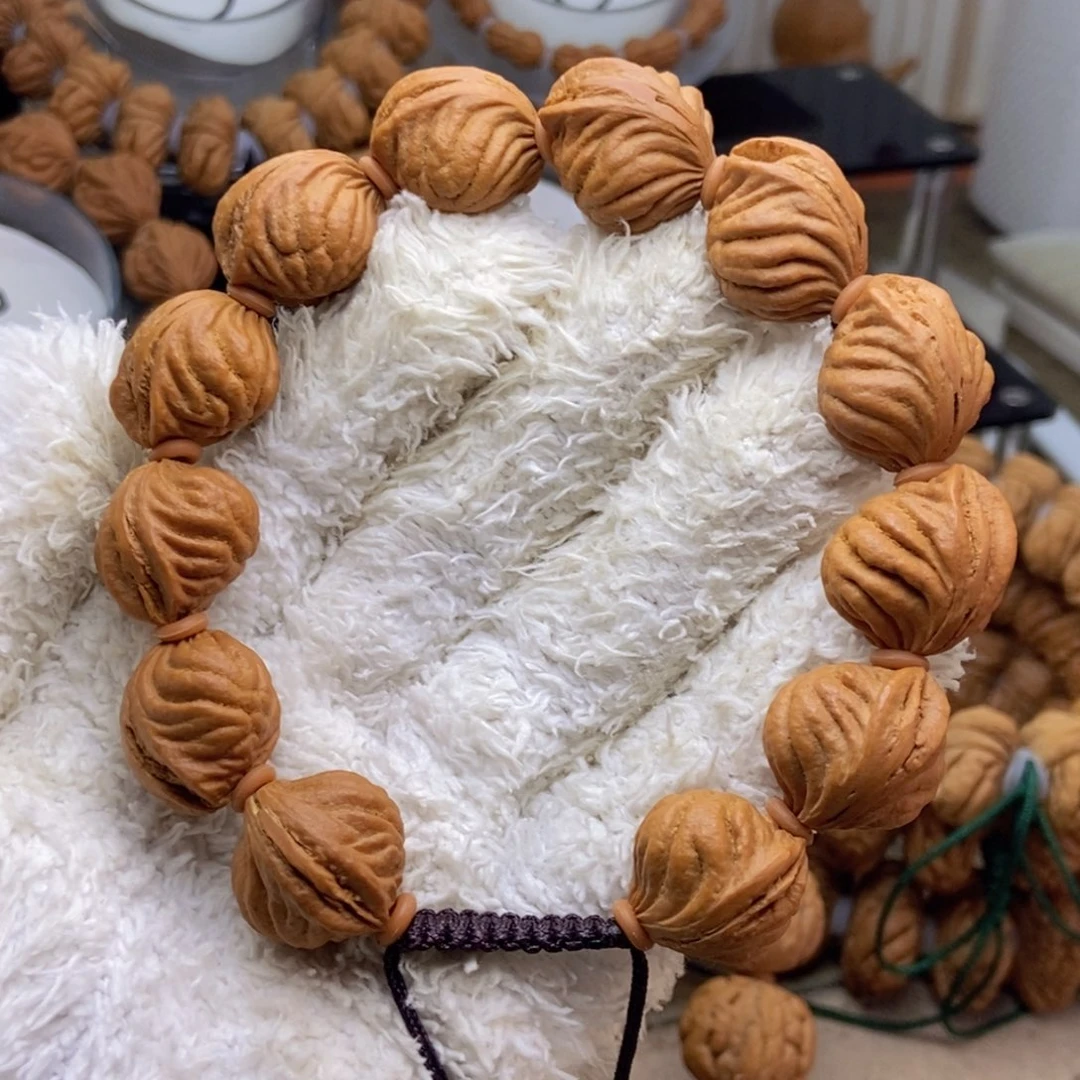 桃核手串闪电购 41