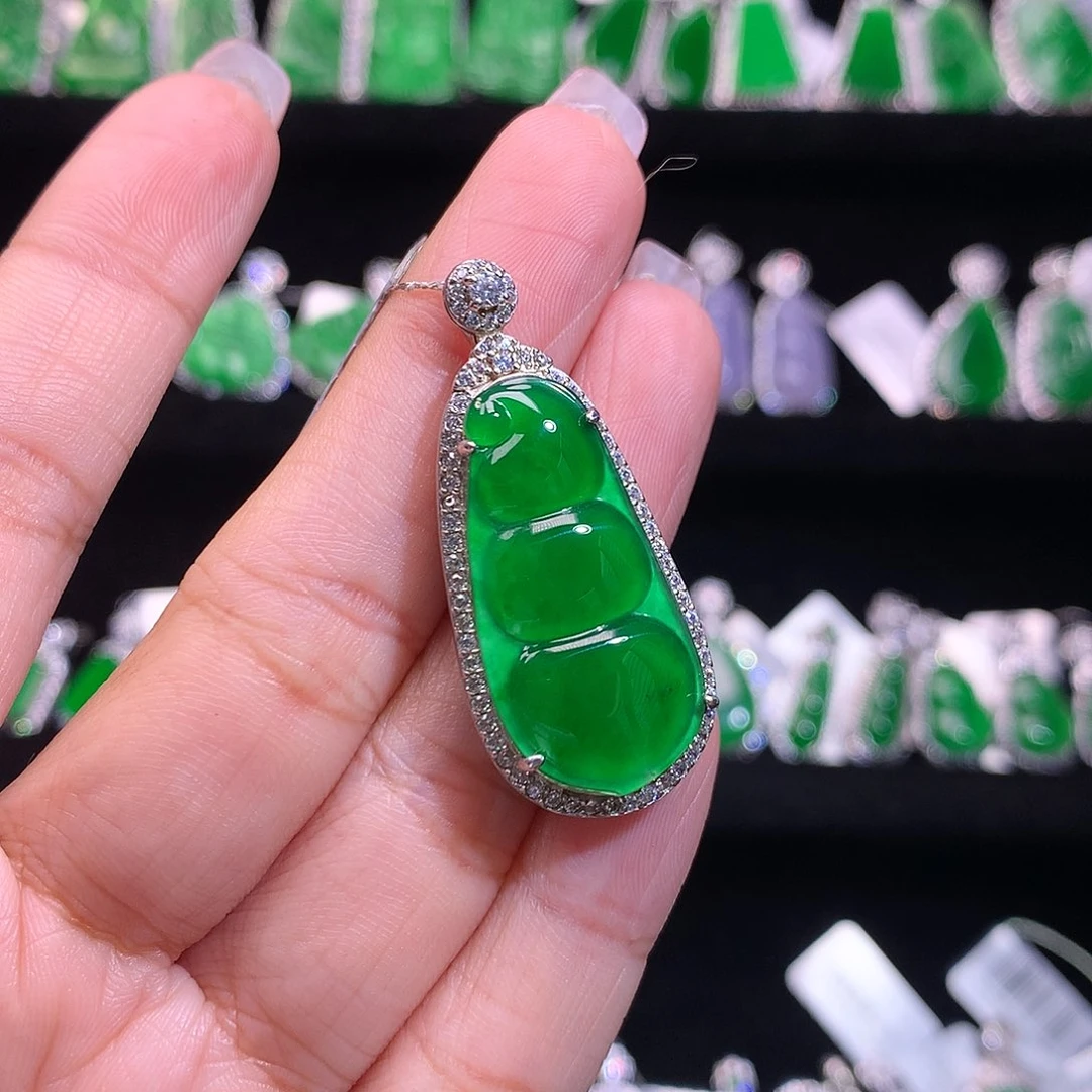 【闪购商品】颈饰银S925镶嵌翡翠