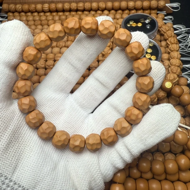 豫见-黑金无相-鲨鱼背-微瑕猴头手串练手款