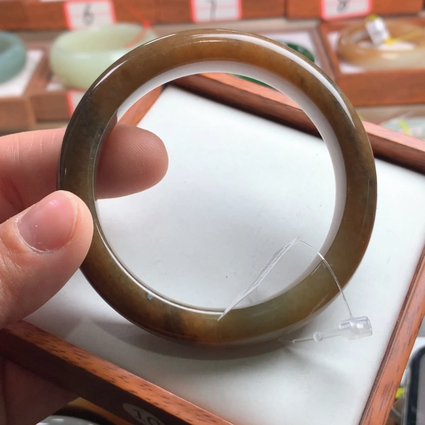 【闪购商品】和田玉手镯未镶嵌57.3