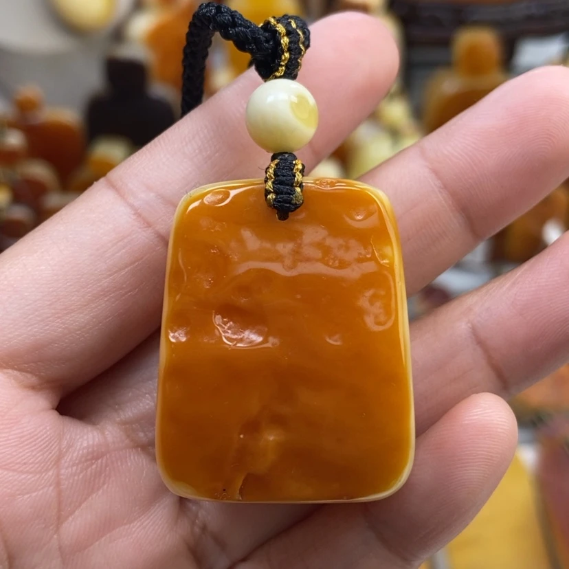 【闪购商品】琥珀颈饰未镶嵌