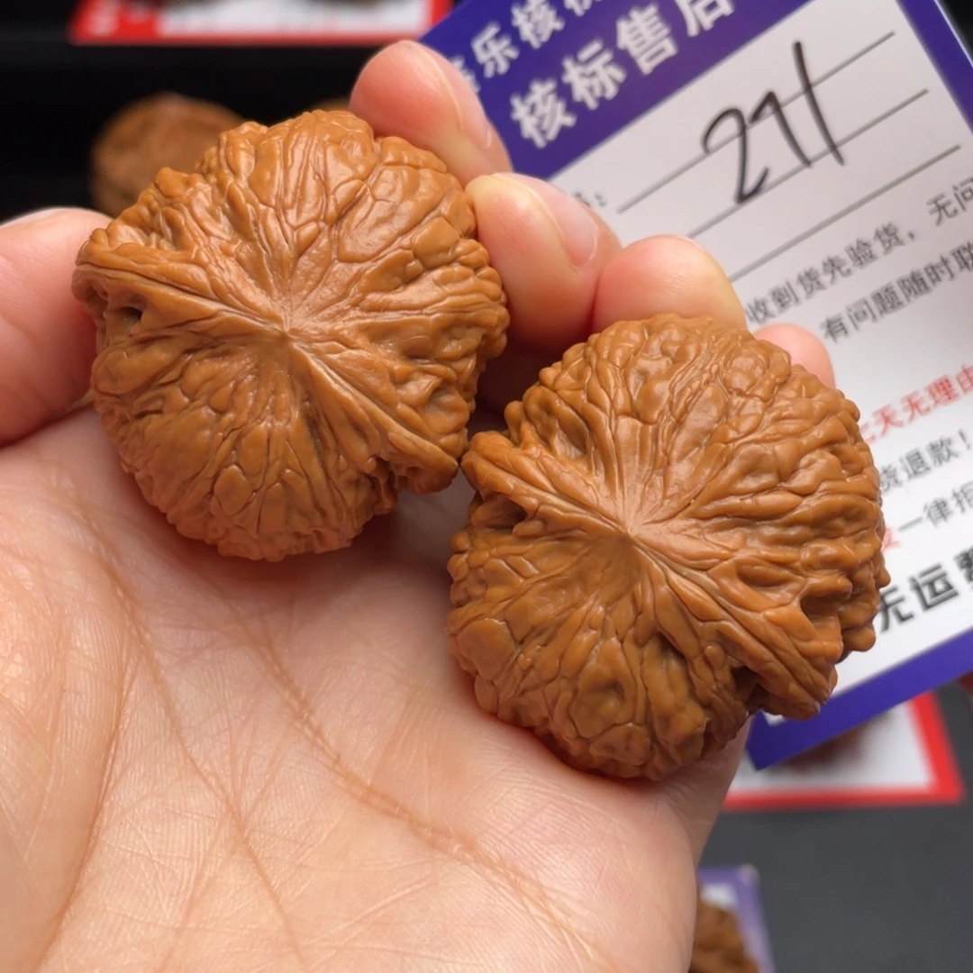 文玩核桃把件铁锤妹妹37尺