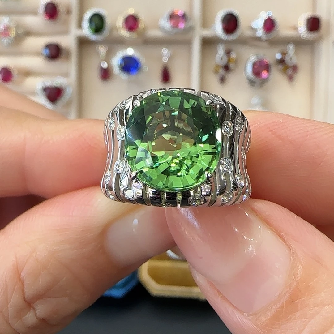18K金镶嵌戒指碧玺7.38ct