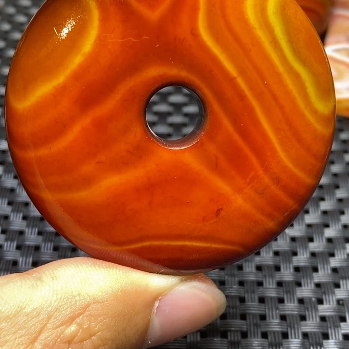 玛瑙/玉髓颈饰未镶嵌地***王