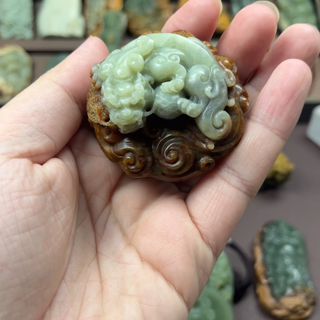 岫岩河磨玉（透闪石质玉）未镶嵌把件