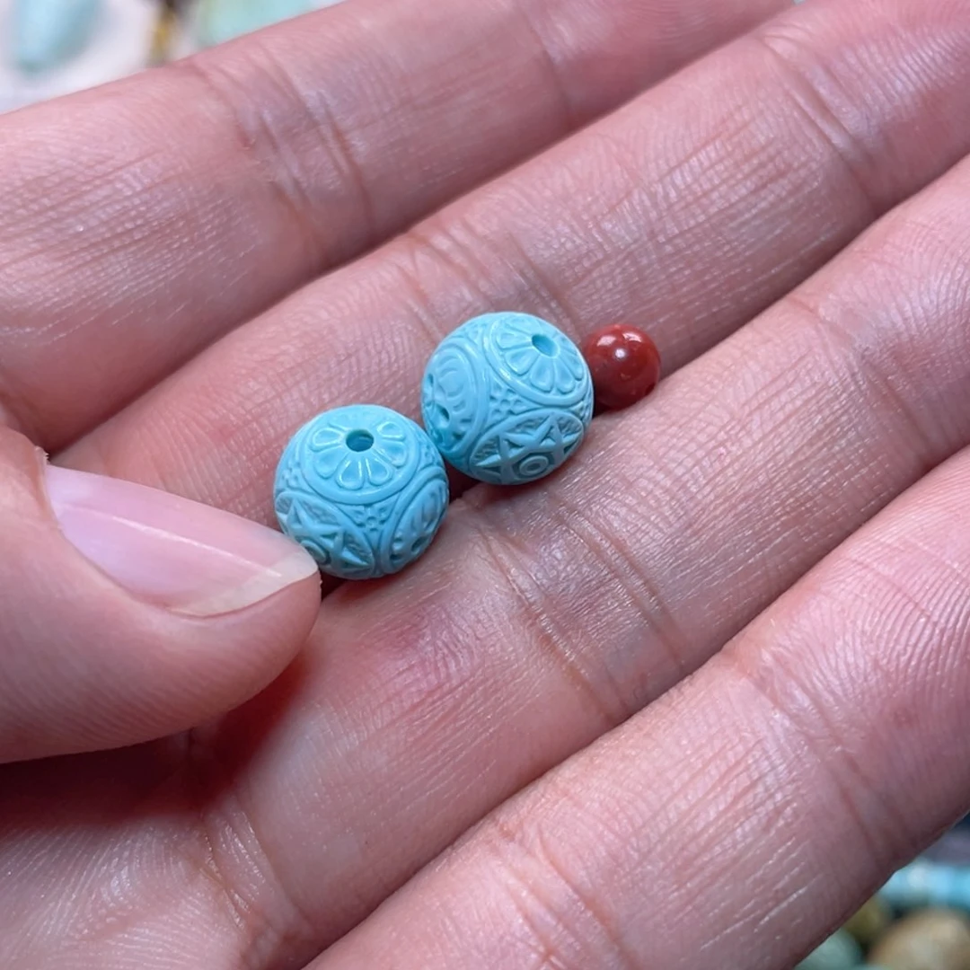 南红玛瑙配饰未镶嵌水**青