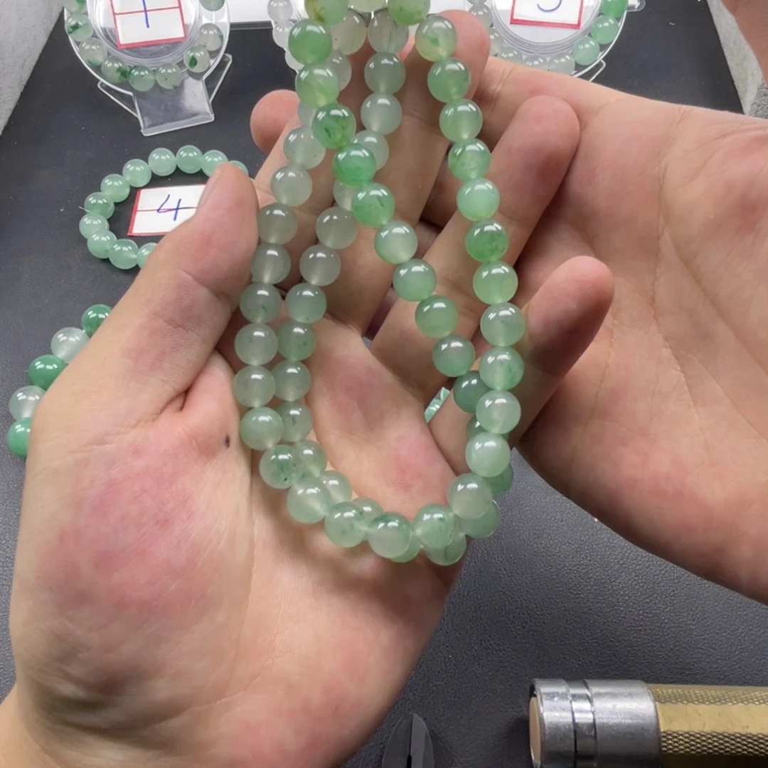 石英质玉（非洲翠）手链合金