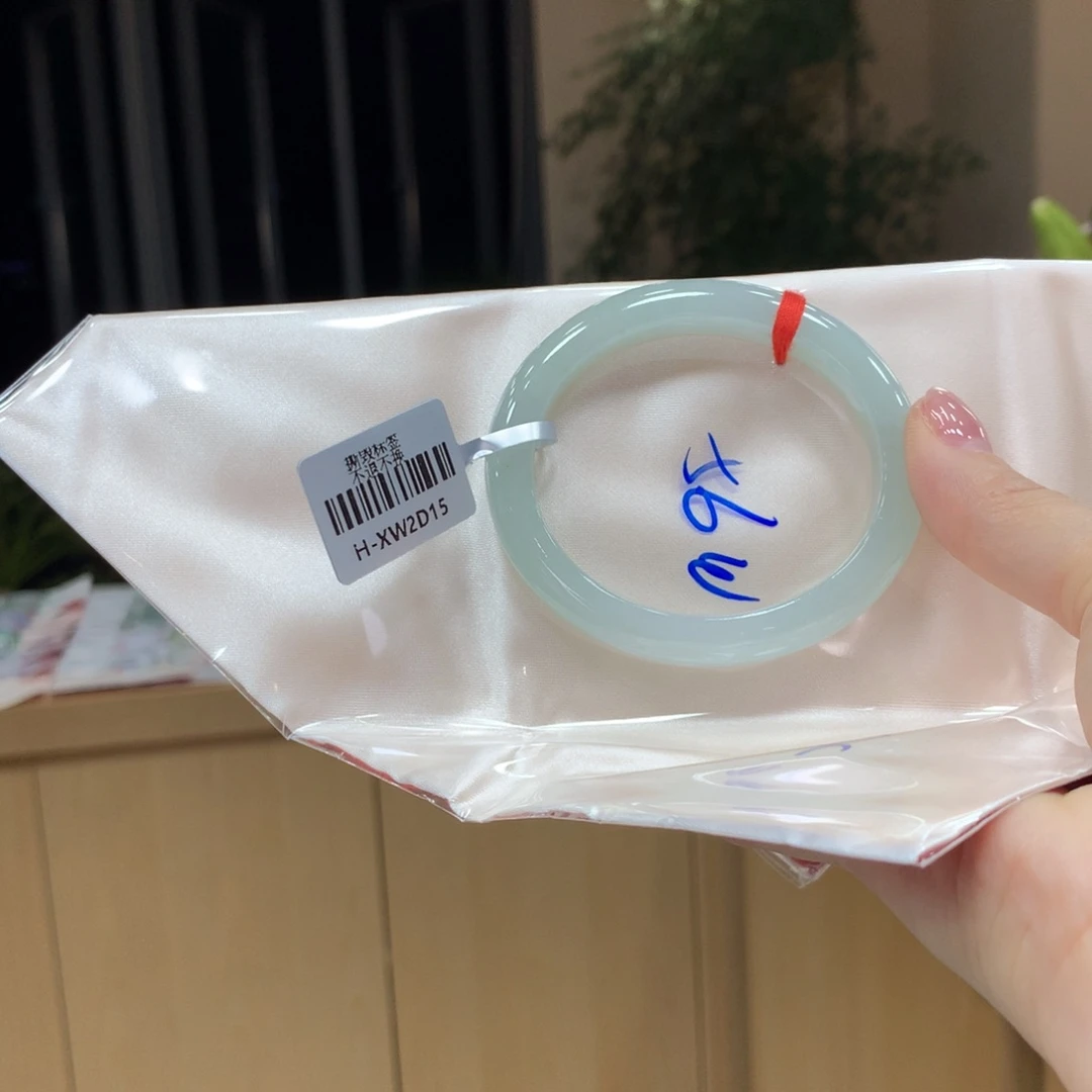 未镶嵌手镯翡翠不退不换