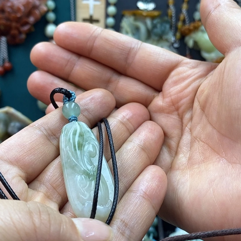 【闪购商品】蛇纹石玉吊坠未镶嵌妙****》