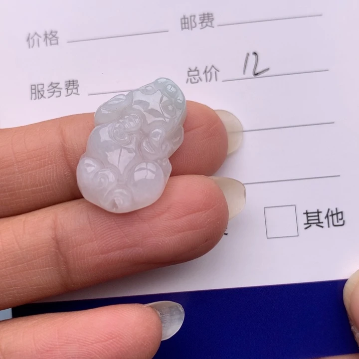翡翠未镶嵌吊坠(不含链)翡翠吊坠貔貅