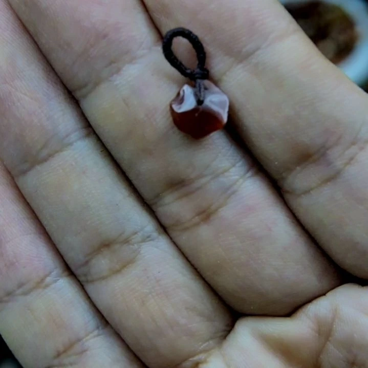 玛瑙/玉髓颈饰未镶嵌d19n79p79y7jj2n0百岁