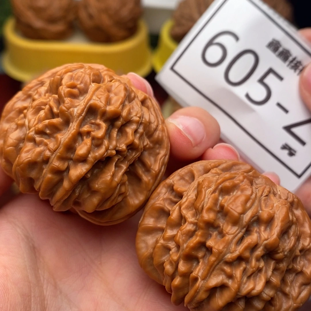 文玩核桃把件汗高楼43……