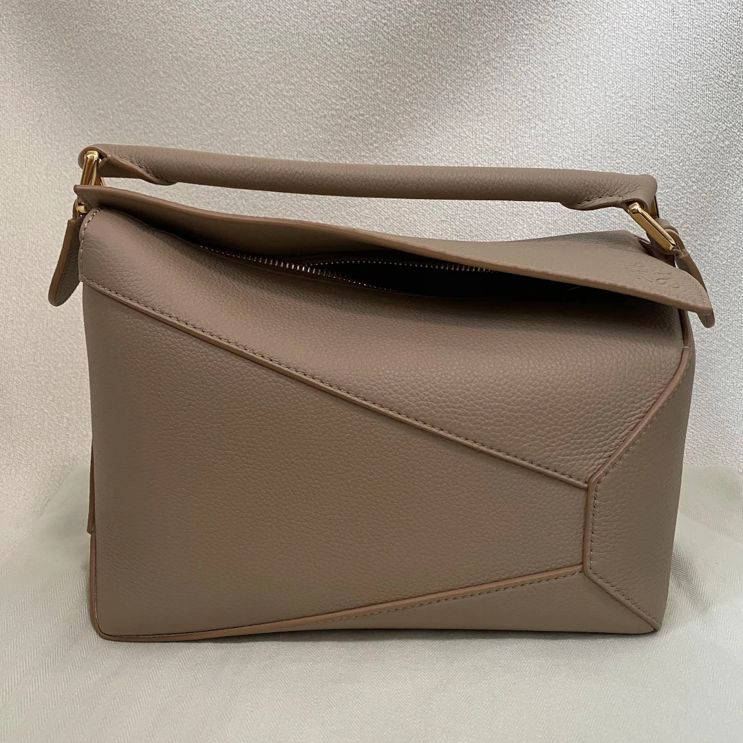 99新 LOEWE/罗意威 360604- Puzzle 新款沙色小号 斜挎包
