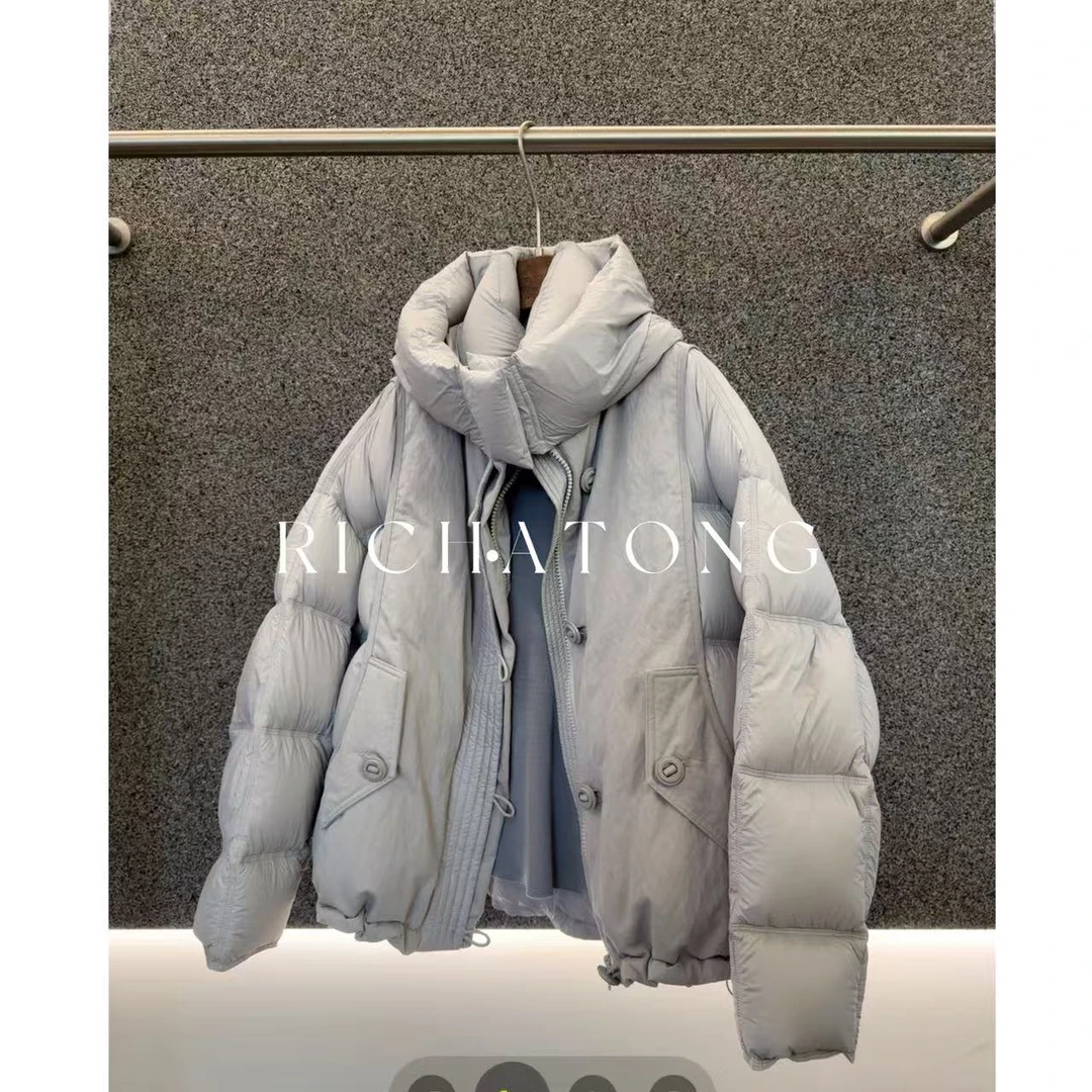 RICH ATONG.-【伯克利】-2025高充绒蓬松90白鸭绒连帽羽绒服1016-06