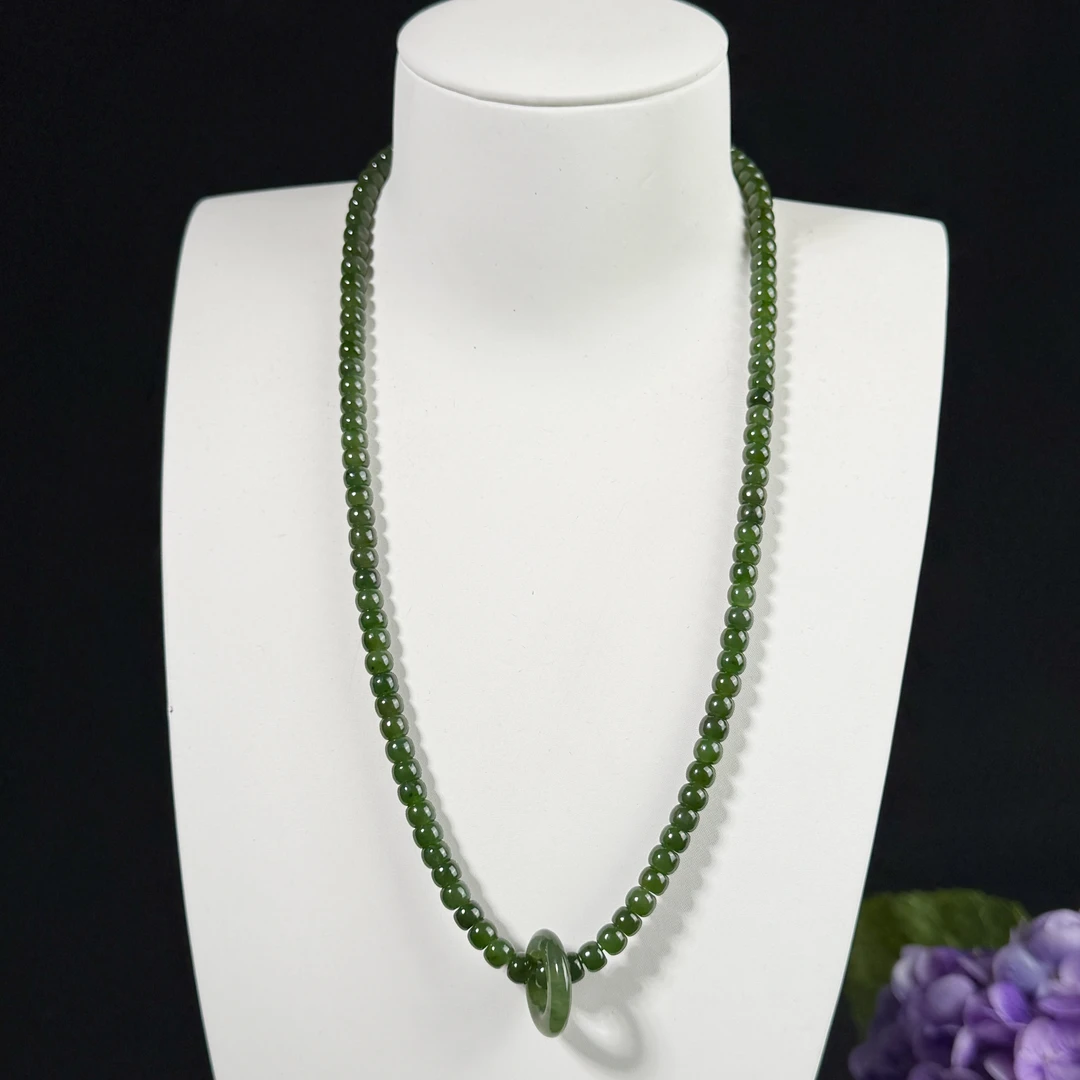 约6*4mm和田玉碧玉菠菜绿老型珠配跑环项链长度约54cm