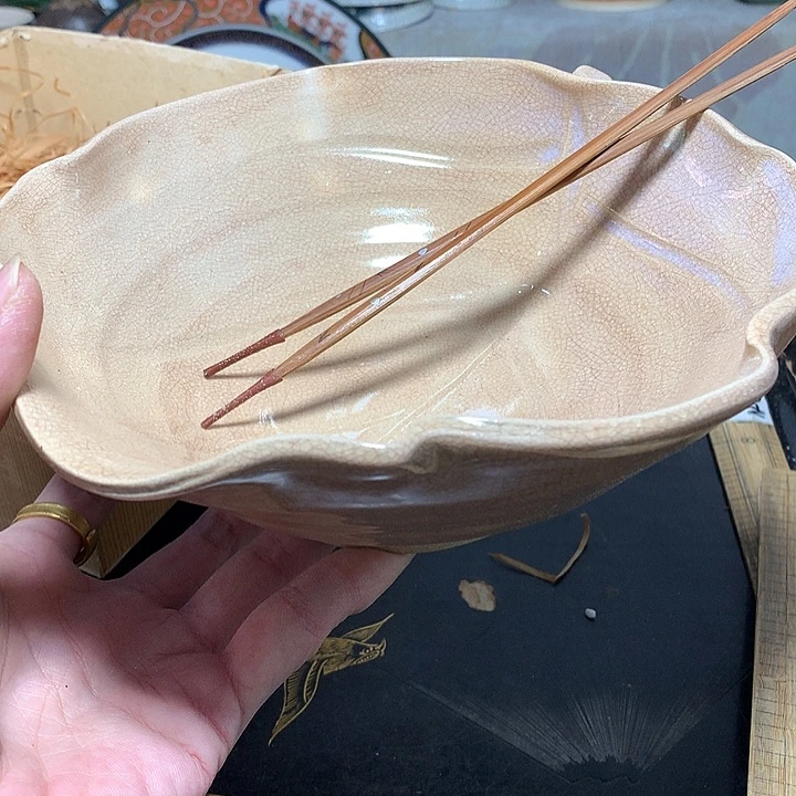 瓷片你要吃就不要管他们哈好勒