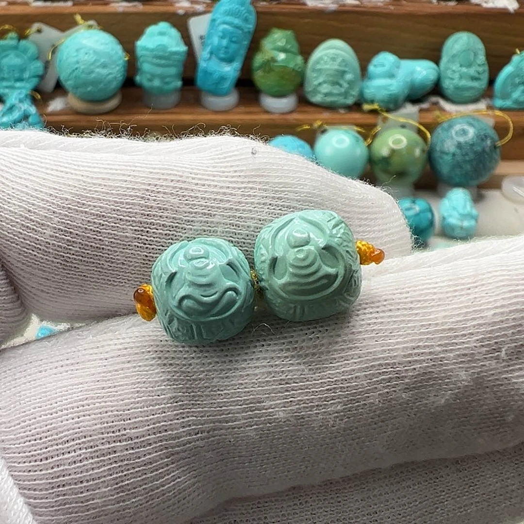 绿松石配饰未镶嵌