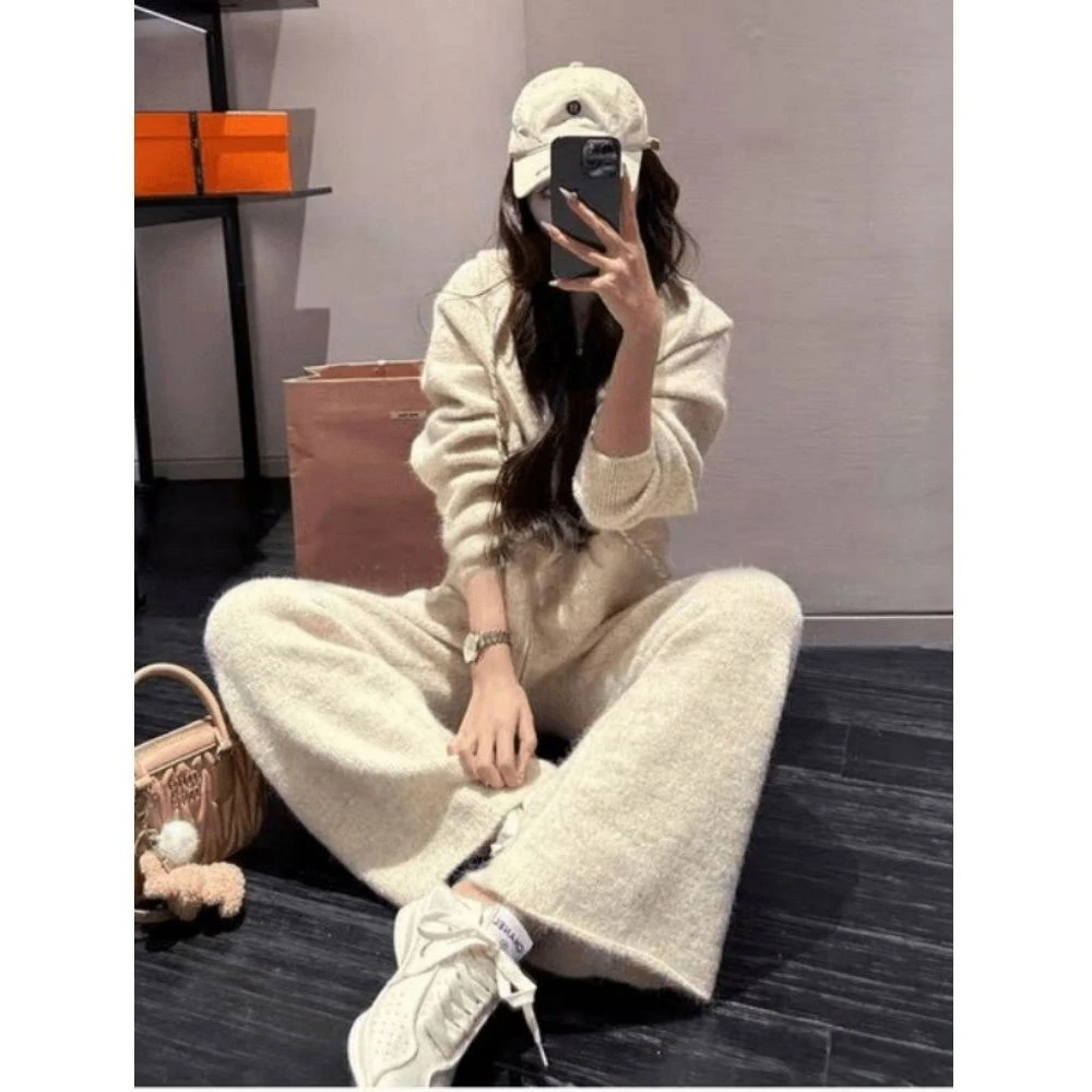 运动休闲毛衣套装女秋冬新款显瘦宽松慵懒感上衣针织休闲裤两件套