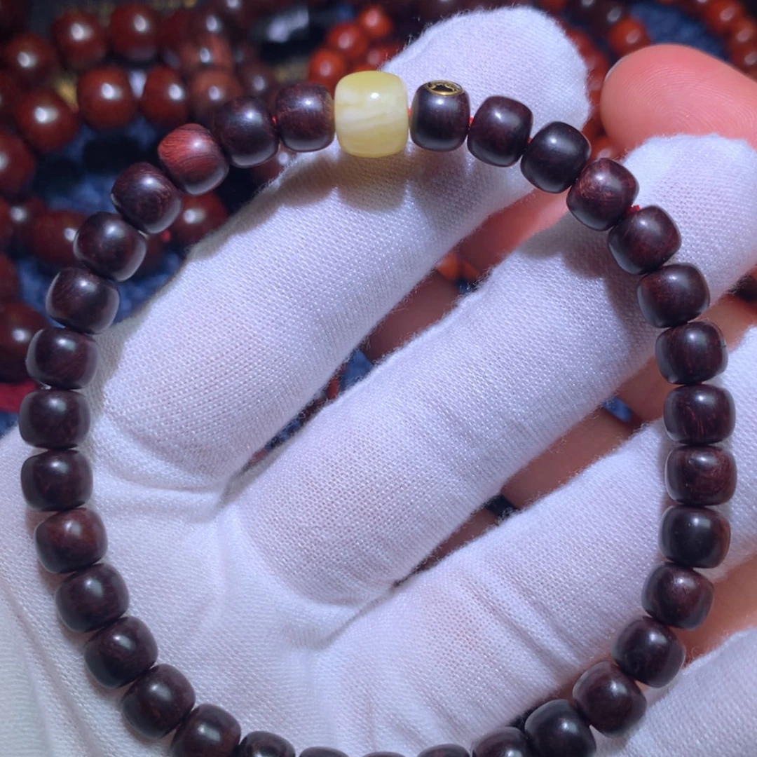 【闪购商品】黄花梨/降香黄檀核****）