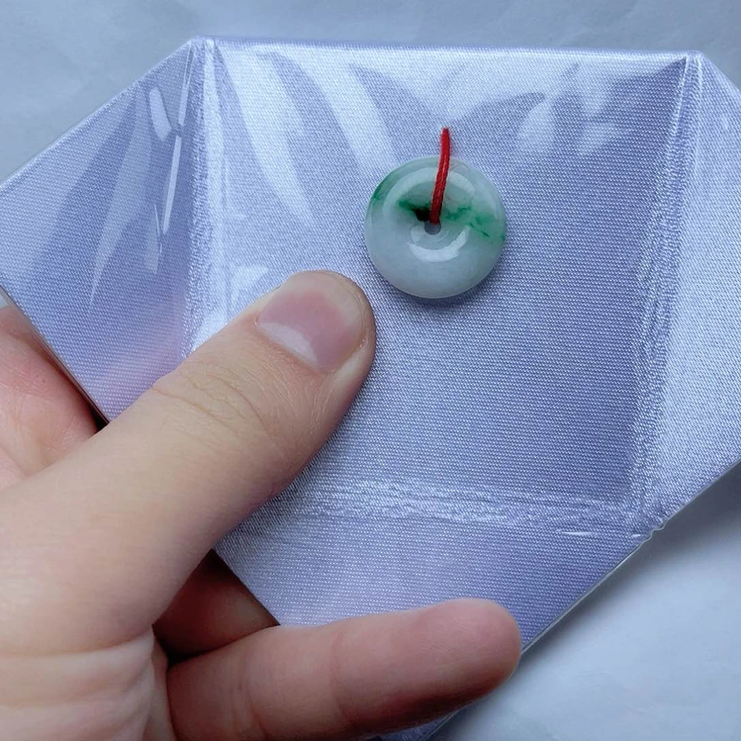 翡翠颈饰未镶嵌挂件06