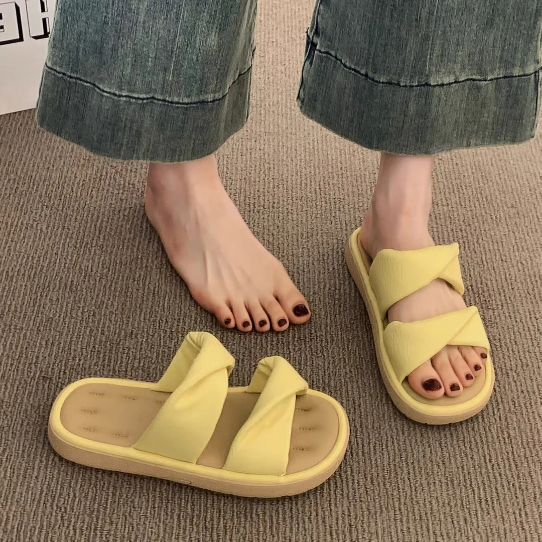 C7542   黄色  春夏气质时尚圆头舒适露趾凉拖鞋