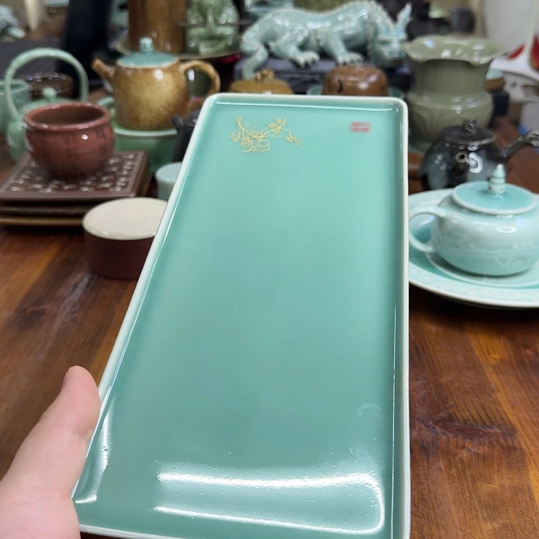 小仲龙泉青瓷微瑕4927