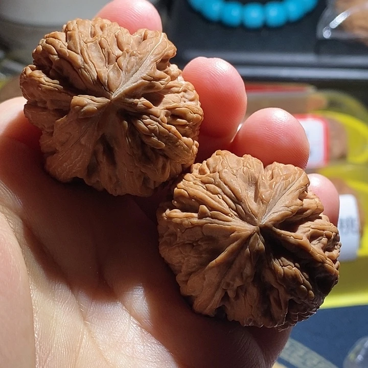 【闪购商品】吊坠文玩核桃红锦鲤